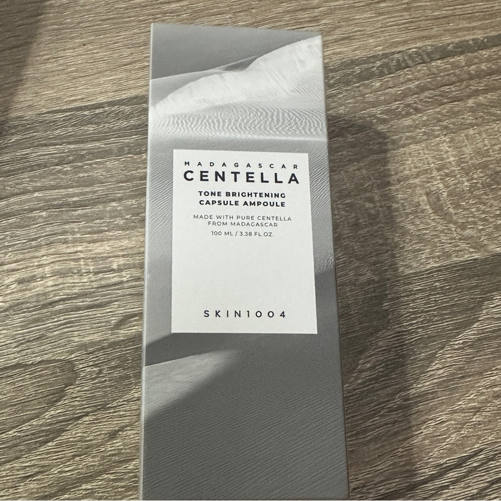 SKIN1004 - Madagascar Centella‎ Tone Brightening Capsule Ampoule Jumbo - 100ml
